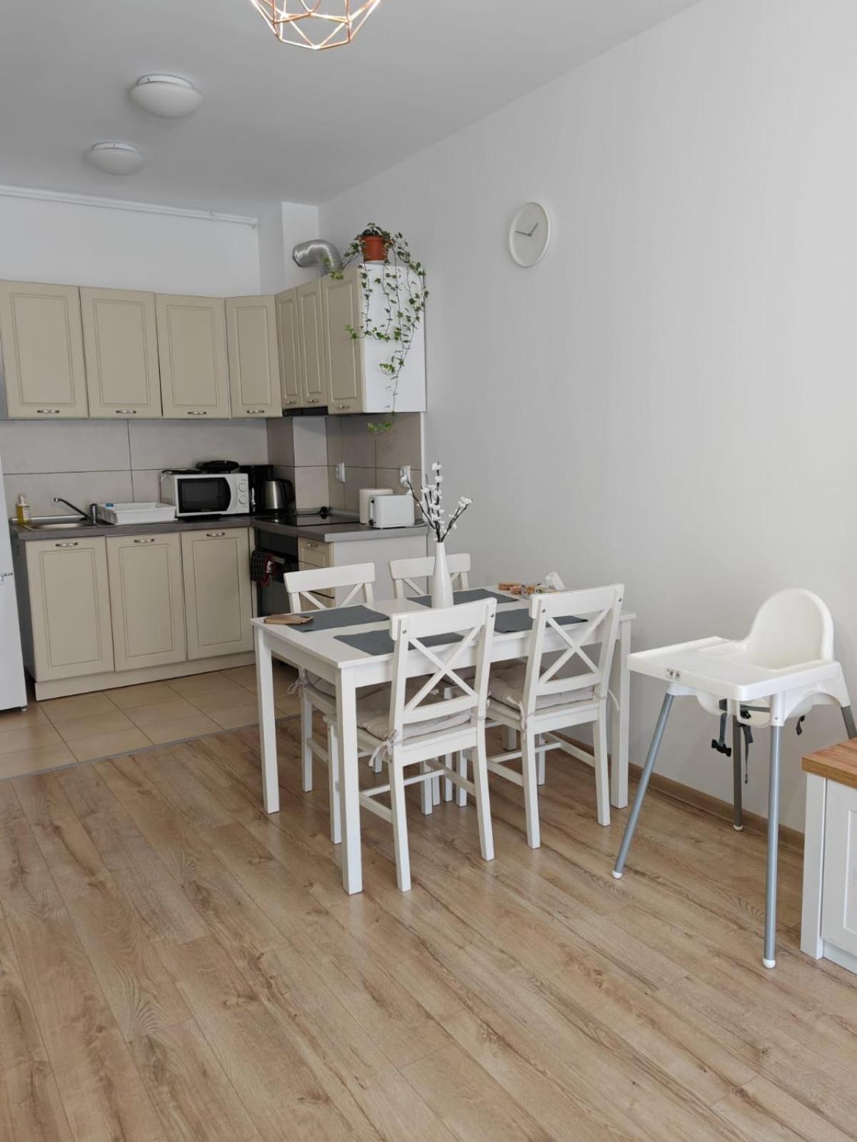 Appartement Apartament Panoramic View Sinaia Extérieur photo